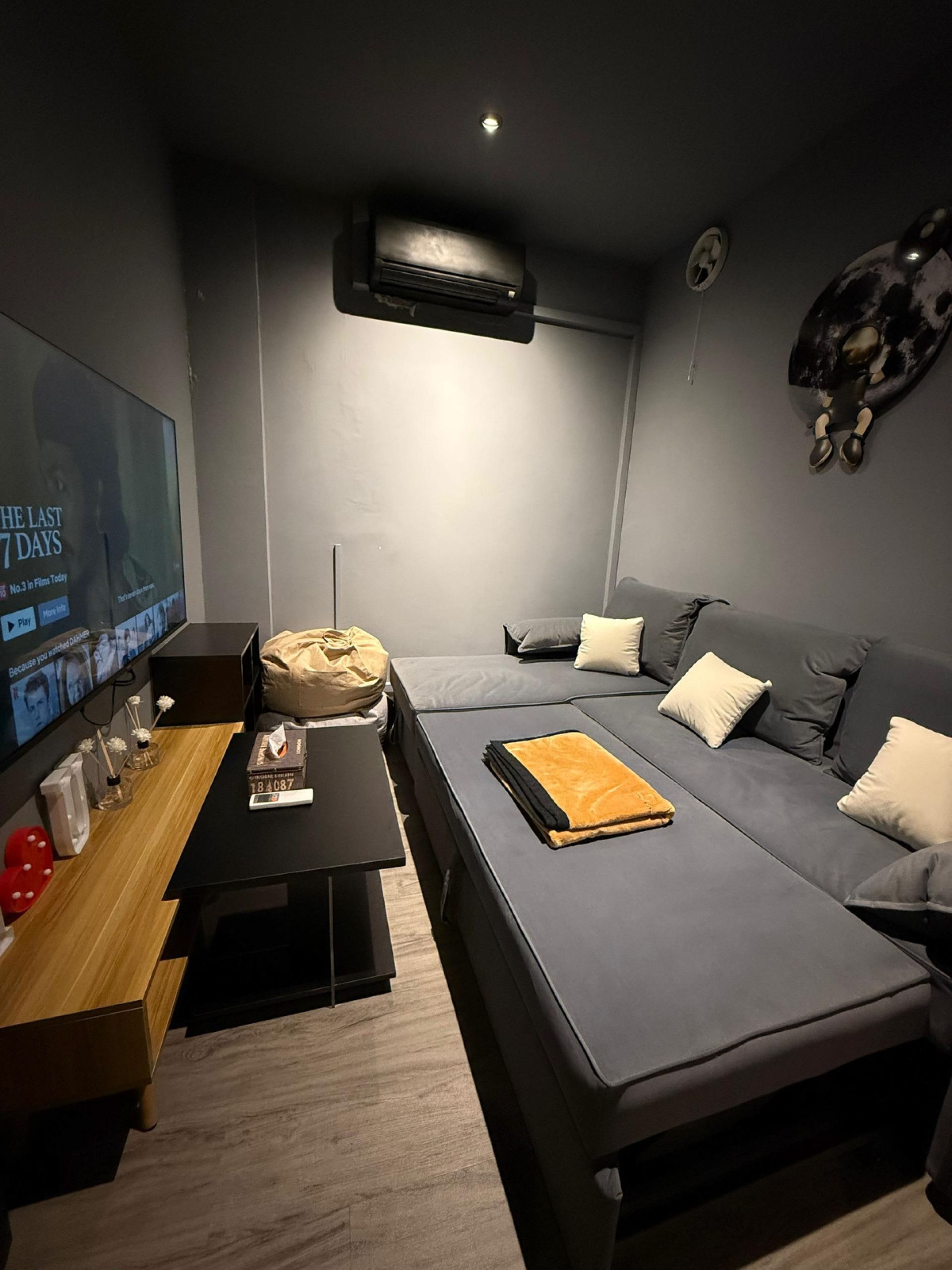 Cosmo-Place-Private-Room-12